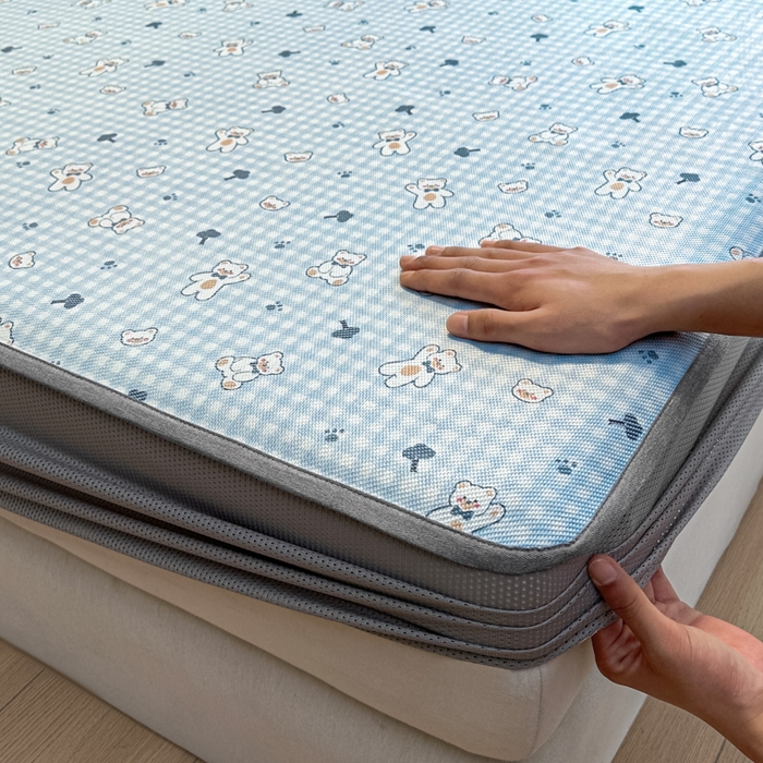 91家纺网 家纺一手货源 找家纺 迪乐妮 2025新款真冰藤印花床笠款凉席 baby熊