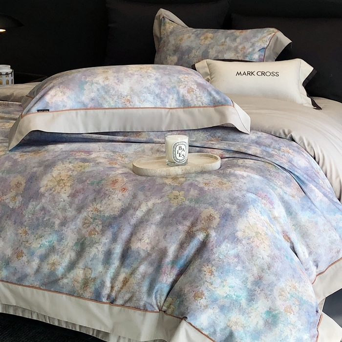 91家纺网 家纺一手货源 找家纺 佳汐蓝2025新款典雅诗意花卉全棉印花四件套券后不低于438/458元 时光之恋-柔雾蓝