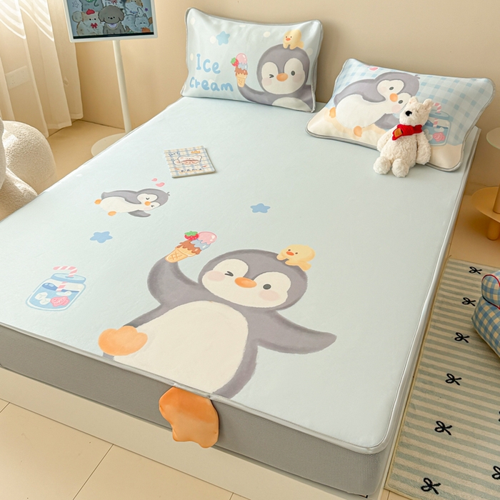 91家纺网 家纺一手货源 找家纺 慕尚家纺 2025新款凉感卡通工艺席床笠-企鹅宝宝