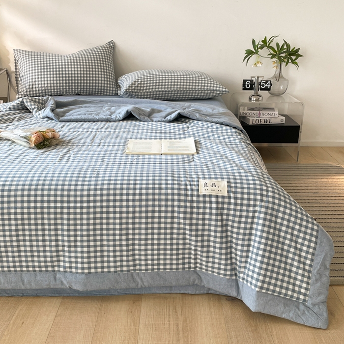 91家纺网 家纺一手货源 找家纺 2025梦初语新款无印风棉花夏被 蓝小格