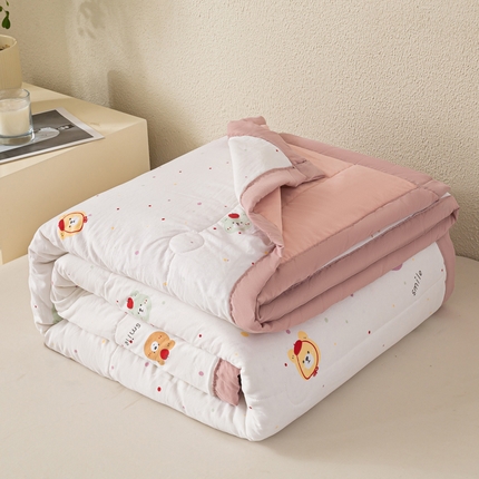 91家纺网 家纺一手货源 找家纺 好睡棉 2025新款柔软裸睡级水洗棉夏被新疆棉花被夏凉被空调被被子 温暖小熊