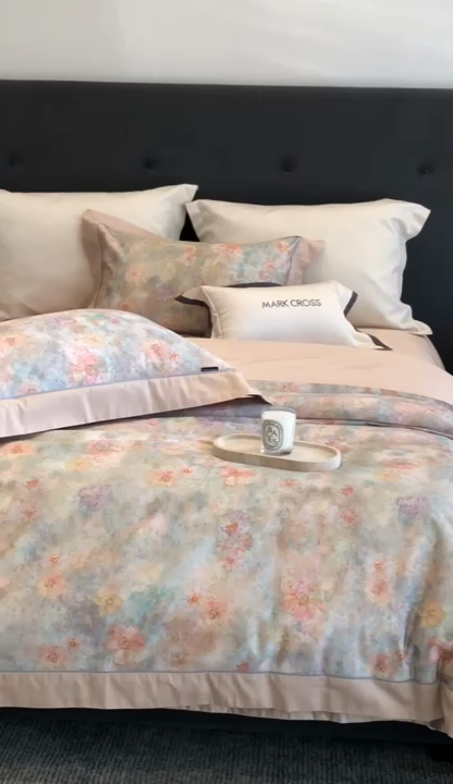 91家纺网 家纺一手货源 找家纺 佳汐蓝2025新款典雅诗意花卉全棉印花四件套券后不低于438/458元 时光之恋-杏黄桔