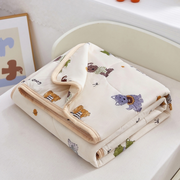 91家纺网 家纺一手货源 找家纺 丝涟家居 2025新款A类卡通小清新双面印花凉感丝夏被雪纳瑞