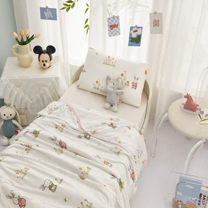 91家纺网 家纺一手货源 找家纺 丝涟家居 2025新款婴儿裸睡级凉感针织毯幼儿园夏被儿童夏被毯子 田园兔