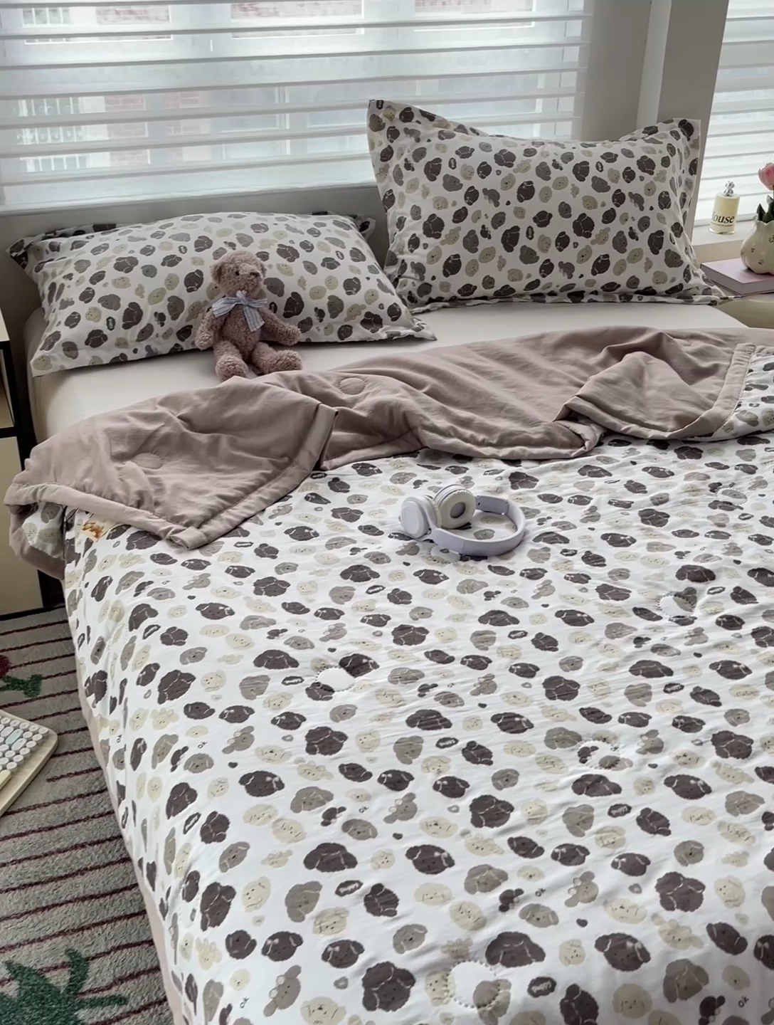 91家纺网 家纺一手货源 找家纺 富艺隆 2025新款水洗棉双层纱夏被 萌萌狗