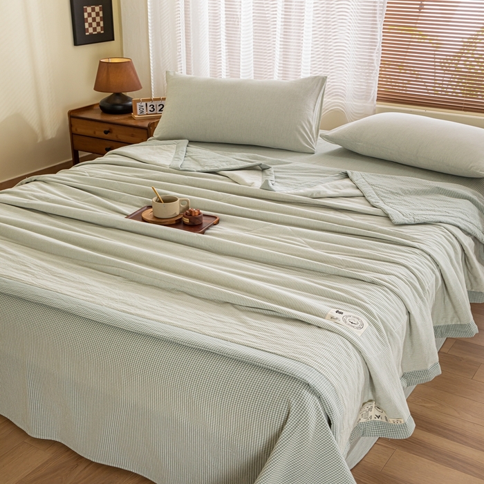 91家纺网 家纺一手货源 找家纺 鑫棉坊 2025新款全棉色织水洗棉A类棉花夏被可机洗空调被四件套床单枕套 浅绿谧意