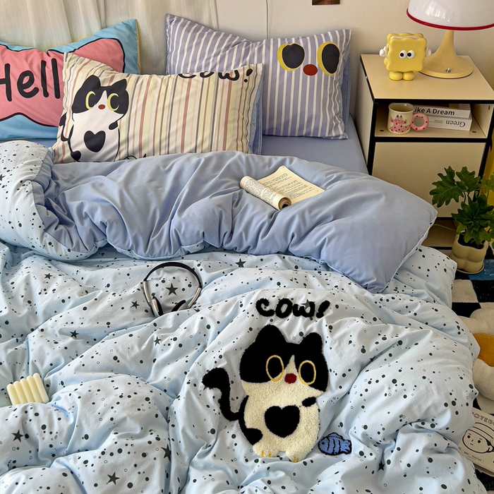 91家纺网 家纺一手货源 找家纺 一霖家纺 2025新款高克重云朵棉数码印花＋毛巾绣四件套 黑色小猫