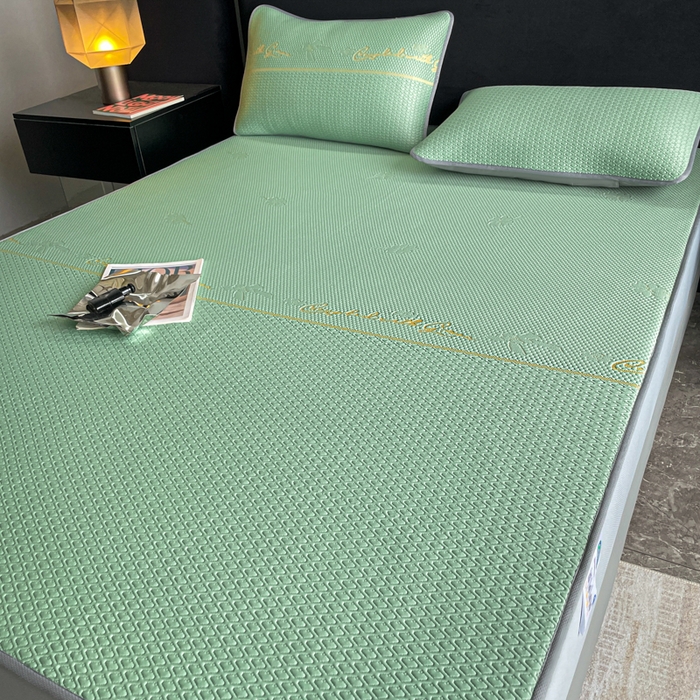 91家纺网 家纺一手货源 找家纺 2025新款提花冰豆豆凉席床笠床席三件套幸运草系列 幸运草-绿