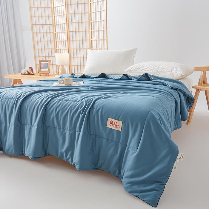 91家纺网 家纺一手货源 找家纺 熙宴家纺 2025新款纯色水洗棉新疆棉花夏被 冰蓝