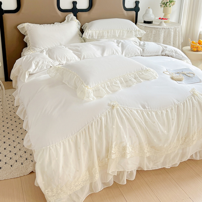 91家纺网 家纺一手货源 找家纺 艺玲家纺 2025新款糯小棉爱丽莎雪纺花边四件套 爱丽莎-白