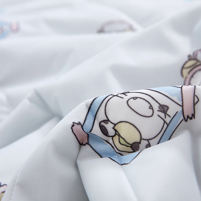 91家纺网 家纺一手货源 找家纺 丝涟家居 2025新款A类卡通小清新双面印花凉感丝夏被慵懒猫