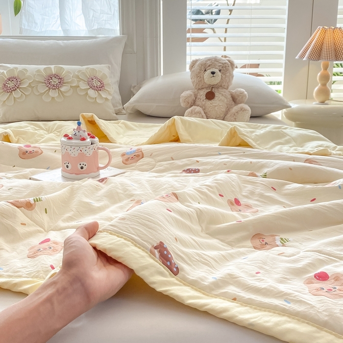 91家纺网 家纺一手货源 找家纺 好睡棉 2025新款柔软裸睡级水洗棉夏被新疆棉花被夏凉被空调被被子 奶油小熊