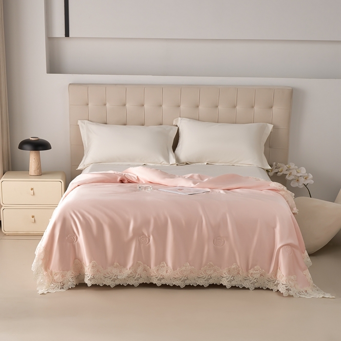 91家纺网 家纺一手货源 找家纺 朴罗 （ 原岚图）  2025新款轻奢法式天丝夏凉被 （含蚕丝） 粉色