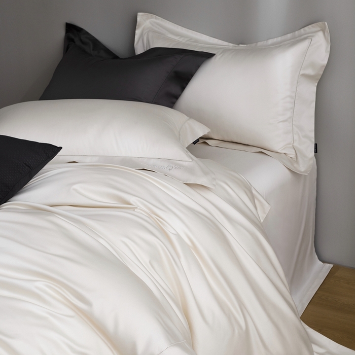 91家纺网 家纺一手货源 找家纺 佳汐蓝 2025新款奢简高支棉柔雾奢缎长绒棉四件套券后不低于628/648元 羊脂白