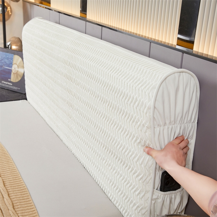 91家纺网 家纺一手货源 找家纺 情恒家纺 2025新款德芙绒工艺款全包床头罩 云朵白