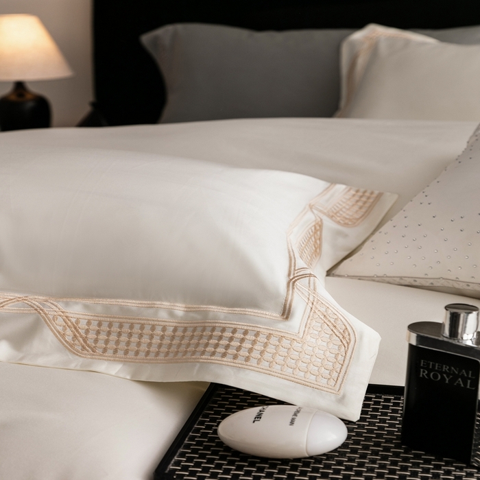 91家纺网 家纺一手货源 找家纺 馨蕊家居 2025春夏新品100s高奢典藏简约全棉系列 棉凯伦-月光白