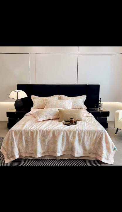 91家纺网 家纺一手货源 找家纺 朵希曼2025新款50天丝宽边夏被和夏被四件套系列 布伦达