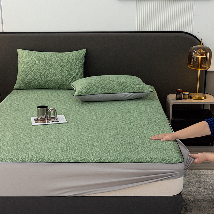 91家纺网 家纺一手货源 找家纺 锦罗绣 2025春夏新款PE中分子凉感提花软凉席席子 流金岁月-绿 床笠款