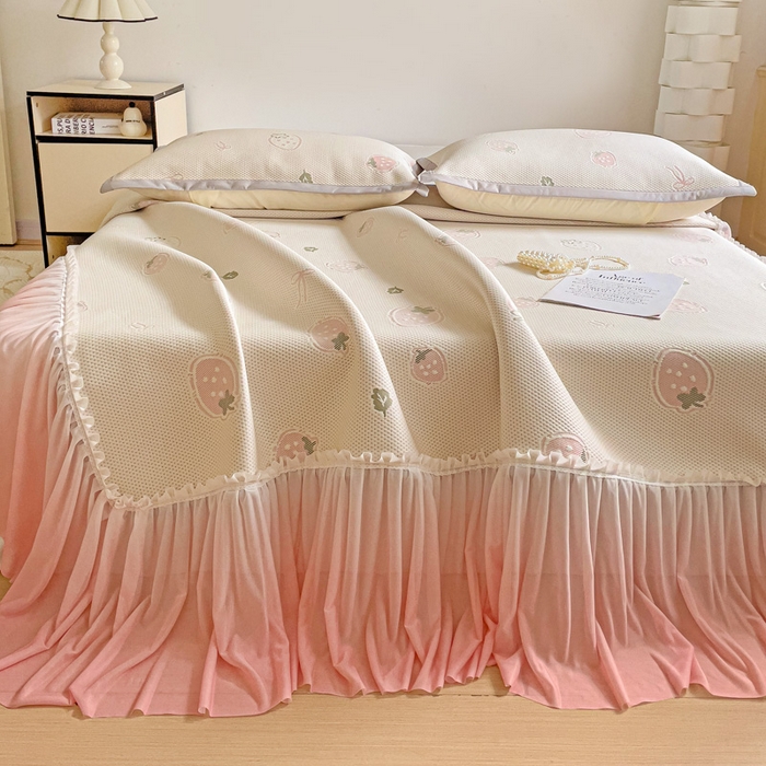 91家纺网 家纺一手货源 找家纺 （总）富馨莱 2025春夏新款公主仙女风480克PE凉感凉豆豆床裙凉席三件套