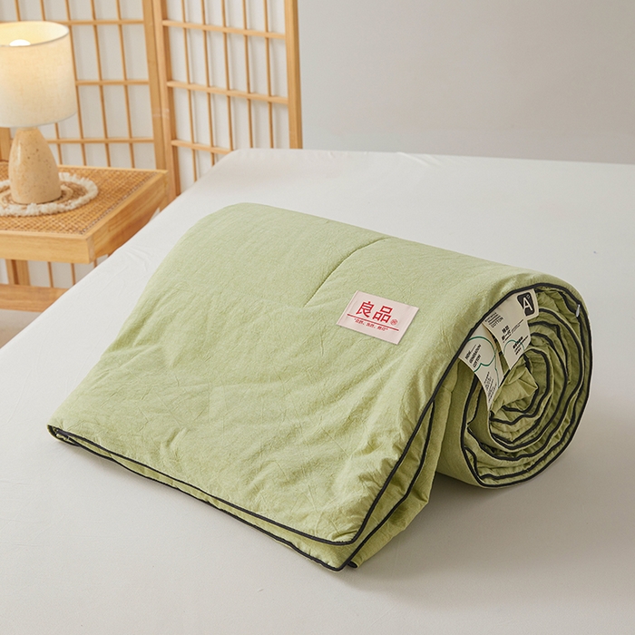 91家纺网 家纺一手货源 找家纺 熙宴家纺 2025新款纯色水洗棉新疆棉花夏被 豆绿