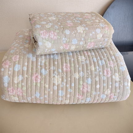 91家纺网 家纺一手货源 找家纺 （总）舒居家纺 2025新款双面全棉酵素砂洗床盖（ 风格二）