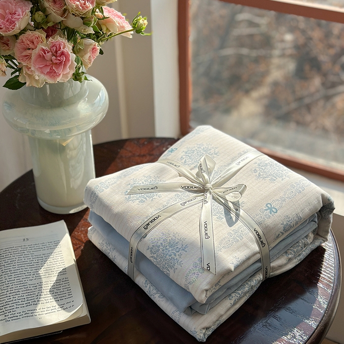 91家纺网 家纺一手货源 找家纺 麦伦家居 2025新款全棉有氧双层纱简约款系列四件套 再别康桥