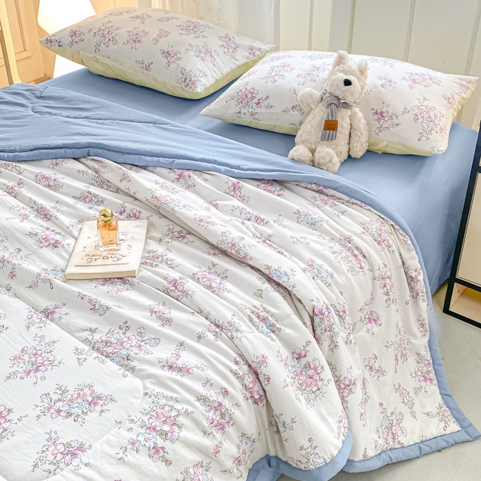 91家纺网 家纺一手货源 找家纺 2025梦初语新款水洗棉印花棉花被 风信子