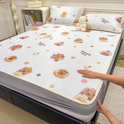 摩妮卡 2025新款小清新碳光冰丝软席床笠款单床笠三件套 熊享美味