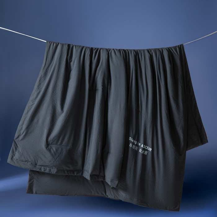 91家纺网 家纺一手货源 找家纺 闲鱼家纺 2025新款某朵同款深睡Pro夏被 自在眠  自然醒 深灰