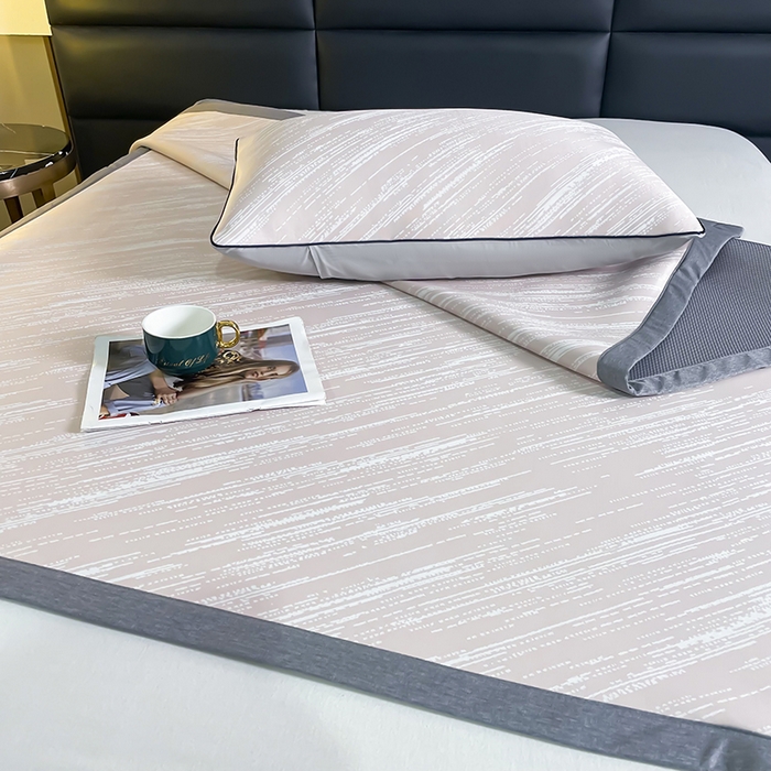 91家纺网 家纺一手货源 找家纺 锦罗绣 2025春夏新款PE中分子凉感提花软凉席席子 极简主义-粉 床单款