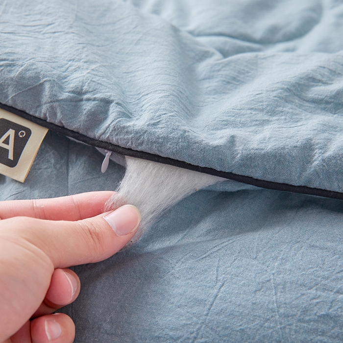 91家纺网 家纺一手货源 找家纺 熙宴家纺 2025新款纯色水洗棉新疆棉花夏被 雾蓝