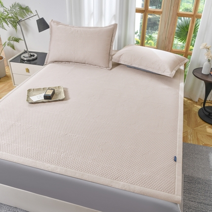 91家纺网 家纺一手货源 找家纺 （总）慕克斯家纺 2025新款高端加密加厚凉豆豆软席家用凉席子空调席 凉感丝三明治系列