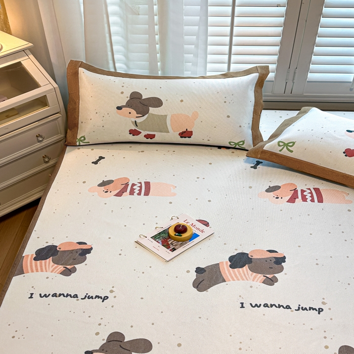 91家纺网 家纺一手货源 找家纺 迪乐妮 2025新款真冰藤印花床笠款凉席 腊肠狗