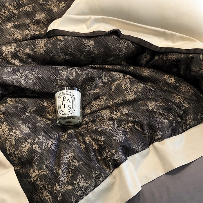 91家纺网 家纺一手货源 找家纺 佳汐蓝2025新款典雅诗意花卉全棉印花四件套券后不低于438/458元 柏林庄园-游牧灰