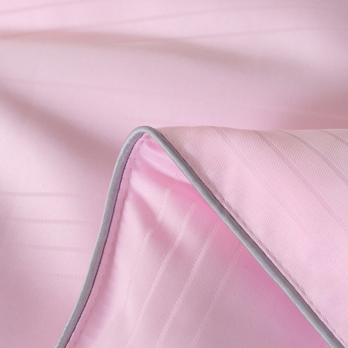 91家纺网 家纺一手货源 找家纺 2025新款全棉缎条贡缎提花被子被芯夏凉被春秋被冬被二合一子母被 粉色