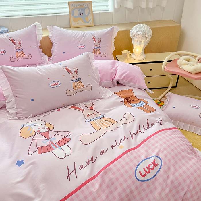 91家纺网 家纺一手货源 找家纺 玉元坊 2025新款全棉纯棉数码印花四件套 小熊伙伴