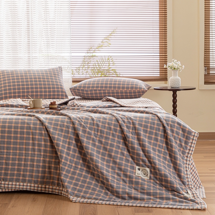 91家纺网 家纺一手货源 找家纺 鑫棉坊 2025新款全棉色织水洗棉A类棉花夏被可机洗空调被四件套床单枕套 静雅方格