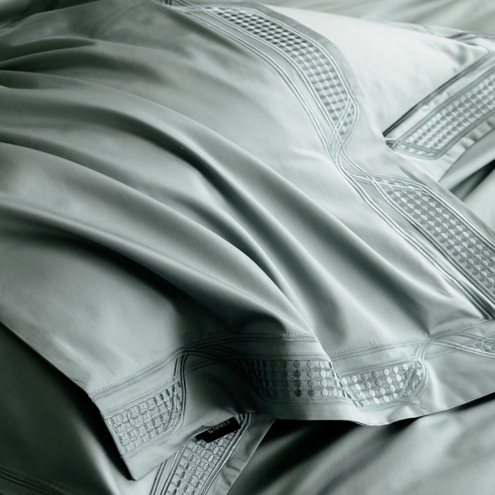 91家纺网 家纺一手货源 找家纺 馨蕊家居 2025春夏新品100s高奢典藏简约全棉系列 棉凯伦-北卡蓝