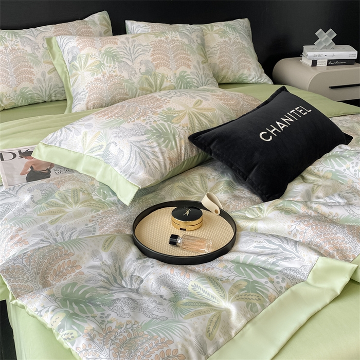 91家纺网 家纺一手货源 找家纺 本制 2025新款水洗真丝印花夏被夏凉被空调被 蔓叶森语+抺茶绿