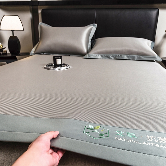 91家纺网 家纺一手货源 找家纺 全季家居 2025新款5A加厚加密艾草碳光席冰丝席 床席-浅灰