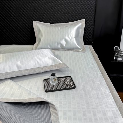 91家纺网 家纺一手货源 找家纺 （总）本希2025春夏新款可水洗冰丝席花漾数码印花法式系列