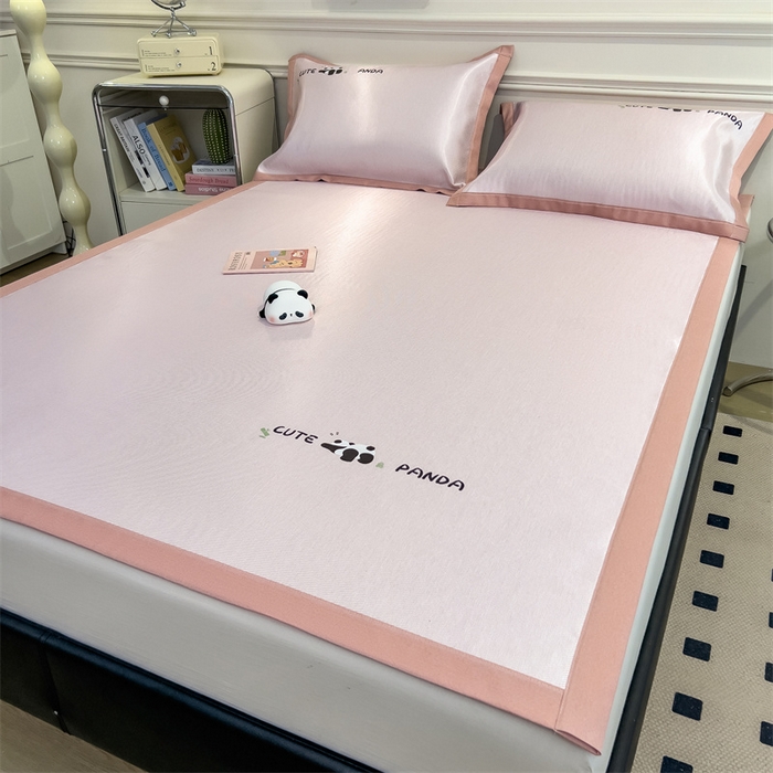 91家纺网 家纺一手货源 找家纺 （总）星座家纺 2025新款600D熊猫烫画冰丝凉席三件套