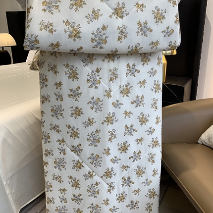 91家纺网 家纺一手货源 找家纺 （总）奈萝家纺 2025新款冰皮凉感丝夏被空调被