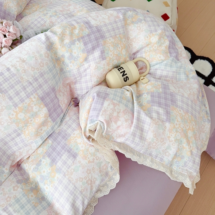 91家纺网 家纺一手货源 找家纺 于果 2025新款全棉双层纱花边款 山花浪漫