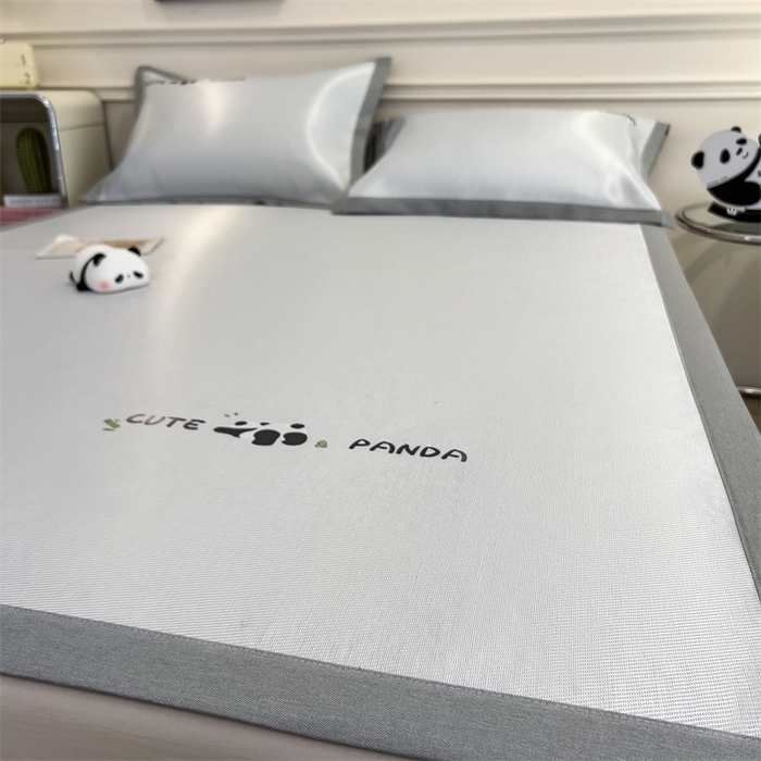 91家纺网 家纺一手货源 找家纺 星座家纺 2025新款600D熊猫烫画冰丝凉席三件套 清凉浅灰