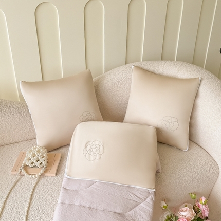 91家纺网 家纺一手货源 找家纺 （总）番茄+ 2025新款天丝山茶花烫钻抱枕被