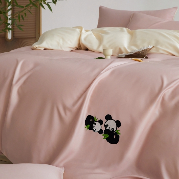 91家纺网 家纺一手货源 找家纺 金奇达家纺 2025新款竹玉清丝四件套-墨隐竹笙【标准号全网控价（折后券后）不低于228元】 墨隐竹笙-粉