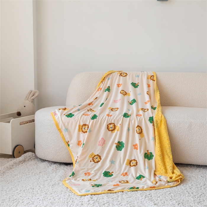 91家纺网 家纺一手货源 找家纺 艾佳宝贝 2025新款A类针织豆豆儿童多功能宿舍午睡安抚盖毯 lucky 萌狮-盖毯