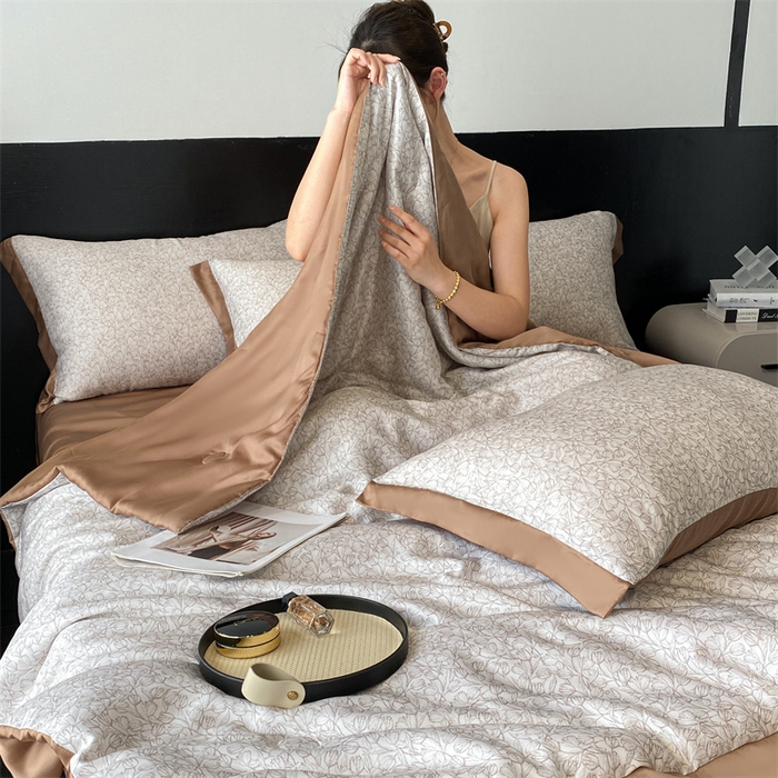 91家纺网 家纺一手货源 找家纺 本制 2025新款水洗真丝印花夏被夏凉被空调被 暮色织语+摩卡棕