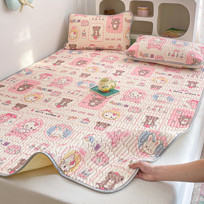 91家纺网 家纺一手货源 找家纺 贝扬思家纺 2025新款亲肤舒适可爱乳胶凉席席子系列 小猫相片